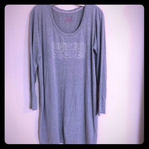 🍿Victoria’s Secret Gray Long Sleeve Nightgown